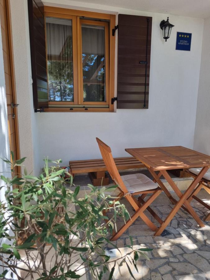 Apartments Jungic, Rab Banjol 外观 照片