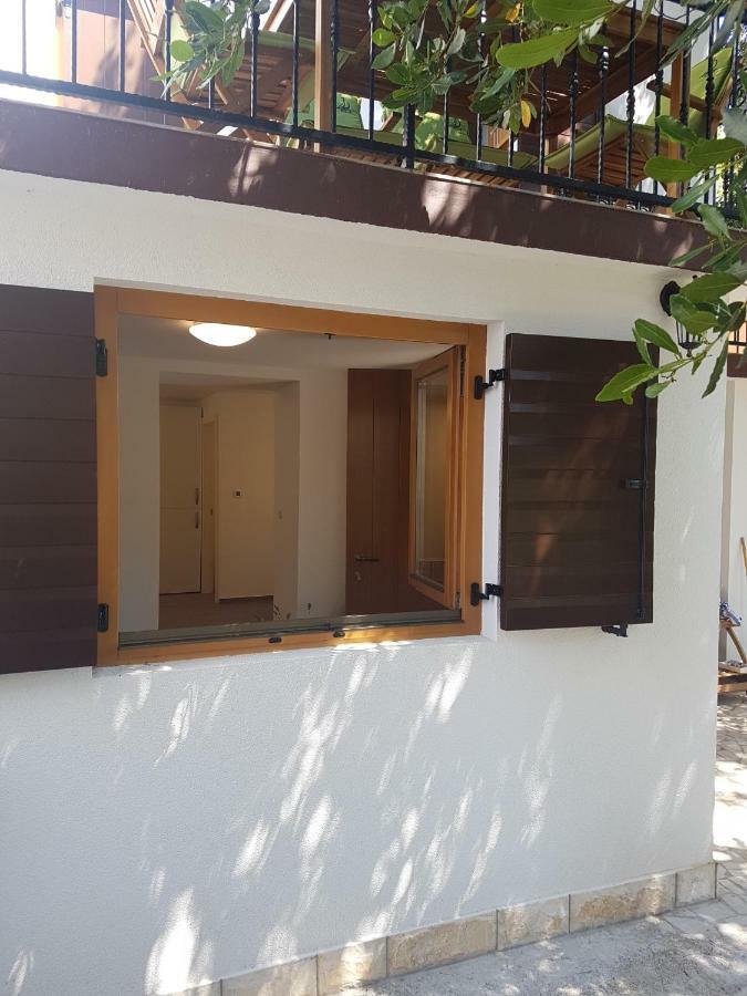 Apartments Jungic, Rab Banjol 外观 照片